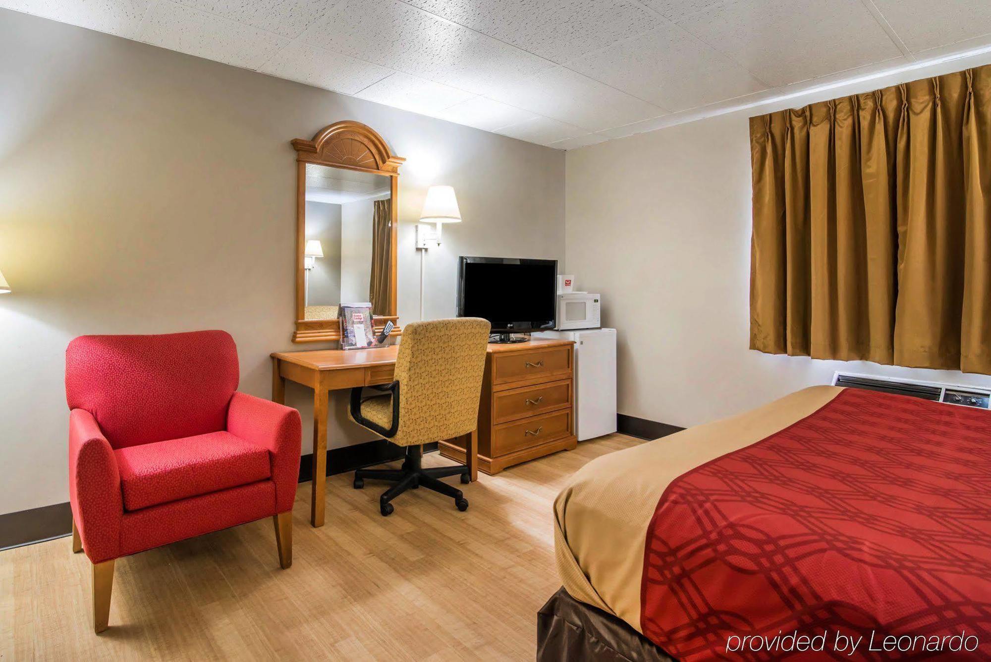 Econo Lodge New Paltz Esterno foto