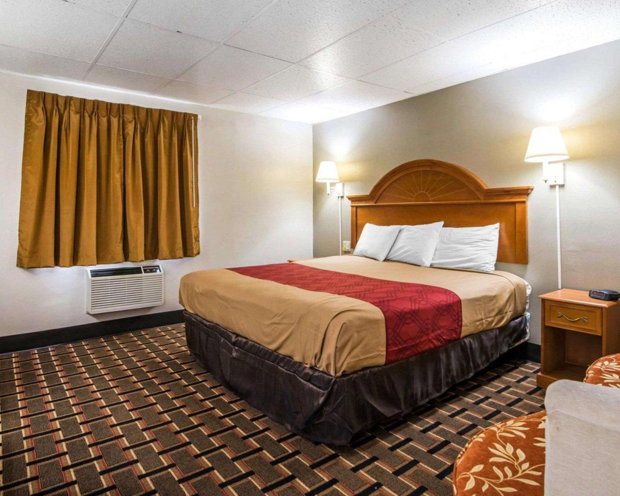 Econo Lodge New Paltz Esterno foto