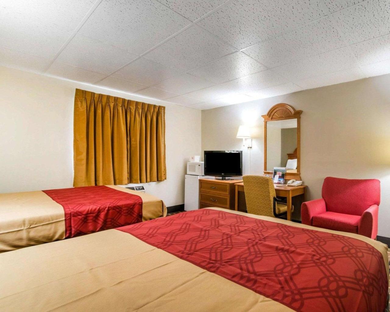 Econo Lodge New Paltz Esterno foto