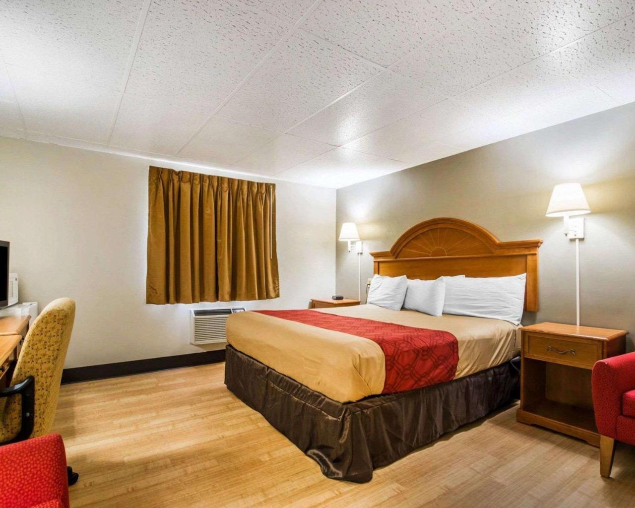 Econo Lodge New Paltz Esterno foto
