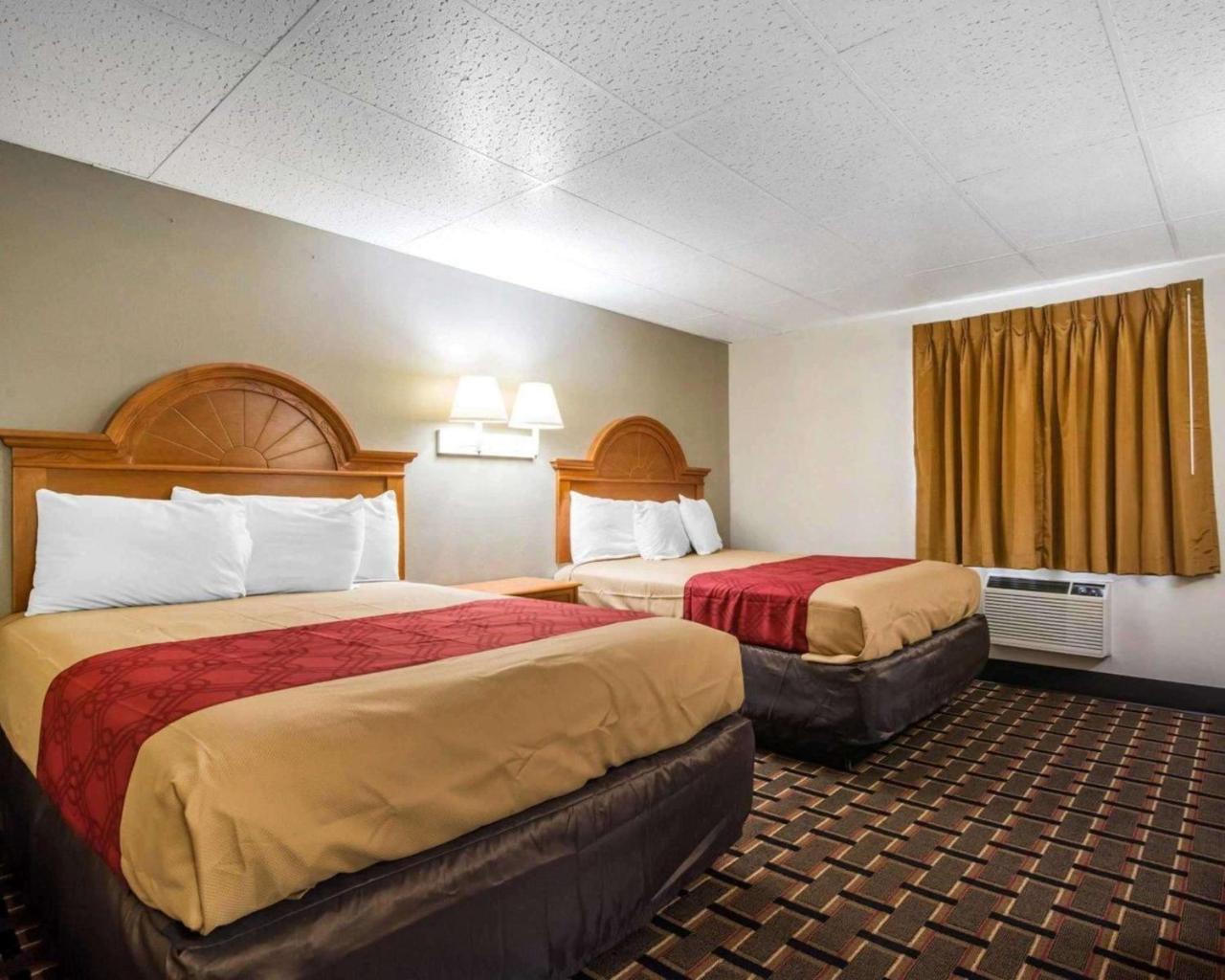 Econo Lodge New Paltz Esterno foto