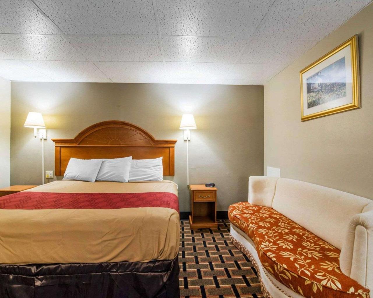 Econo Lodge New Paltz Esterno foto